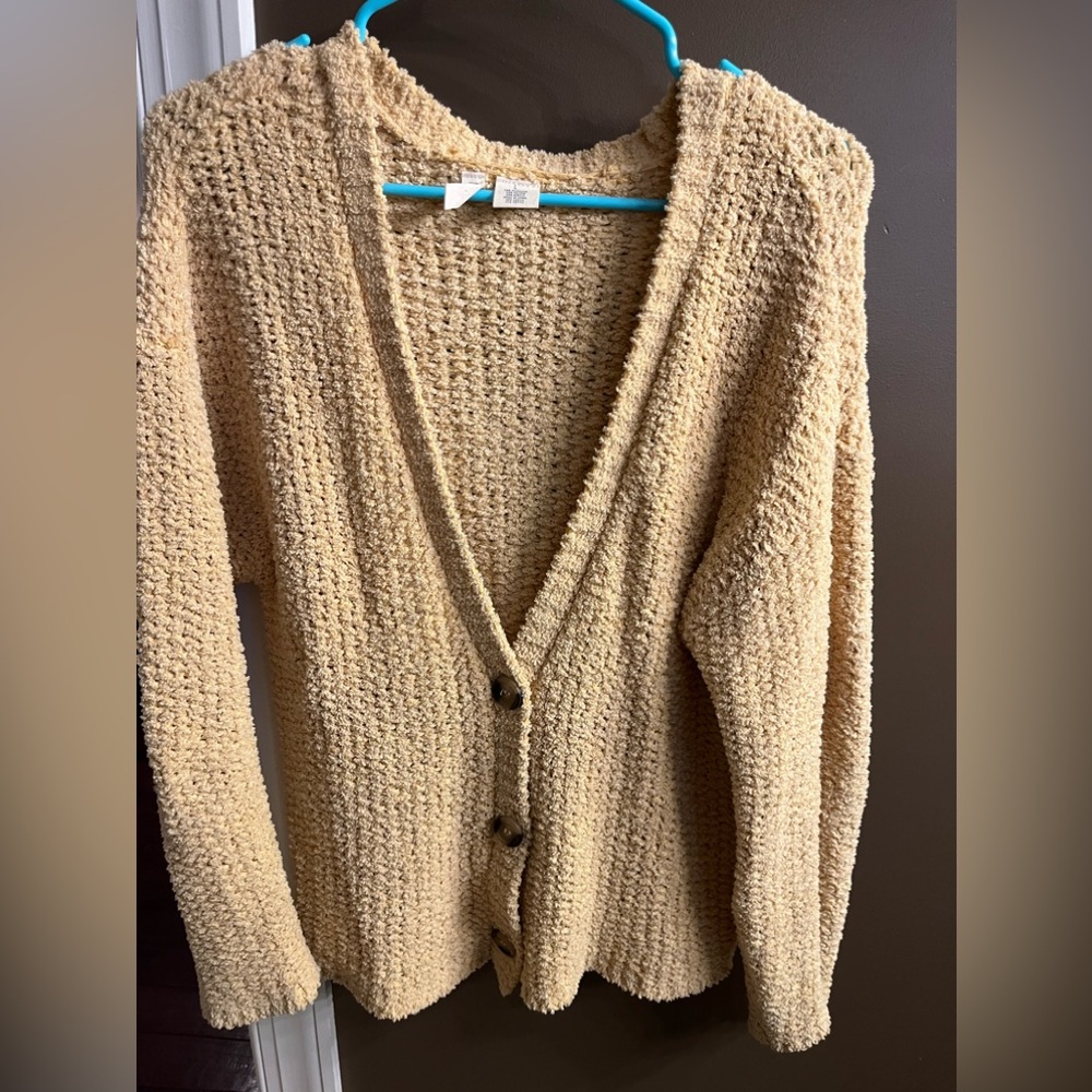 Large Sky and Sparrow Mustard cardigan